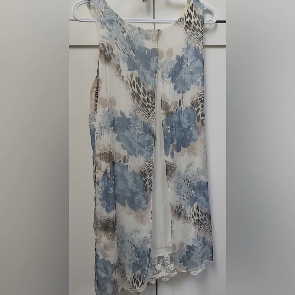100% Silk Blue and White Floral Dress Made in Italy Size Small - Picture 4 of 5